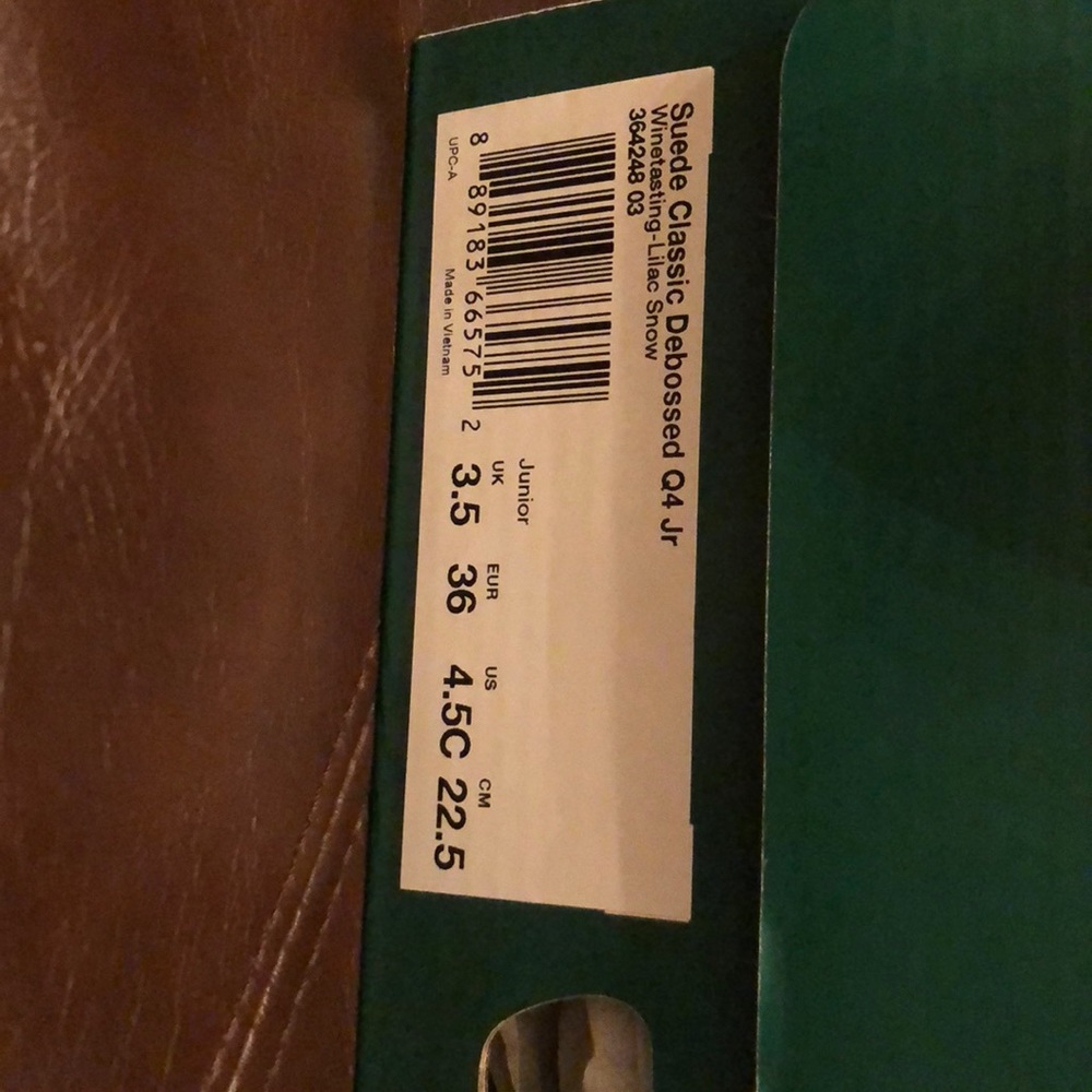 Puma shoes - Picture 2 of 3